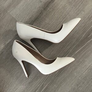 Charles David Cream Stiletto Heels